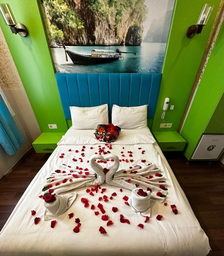 Hotel Megaron Стамбул Экстерьер фото
